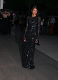 th_57744_celebrity_paradise.com_Ciara_closing_010_122_1074lo.jpg