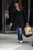 th_26230_Celebutopia-Jennifer_Garner_sighting_on_Upper_West_side-10_122_371lo.jpg